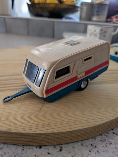 Vintage toy caravan - ,, dating