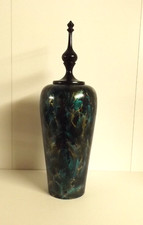 Lovely wooden vase - /, with