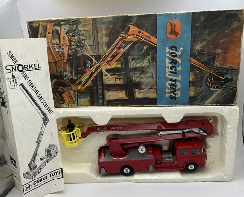 Corgi 1127 simon snorkel - 1127,