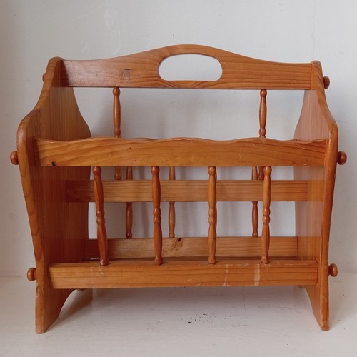 Wooden magazine rack newspaper - rack,
