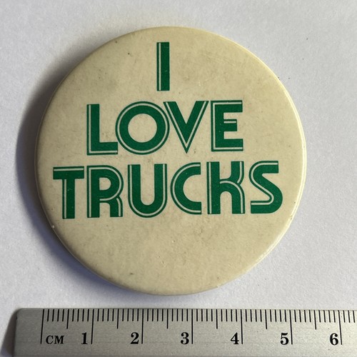 Collectible pin badge love - collectible,