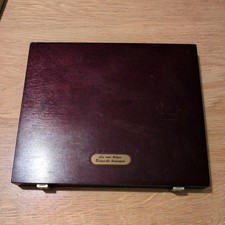 Brown Wooden Coin Presentation