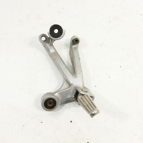 Suzuki gsx 600 srad footrest - suzuki,