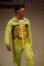 701004 Michiko Koshino Green