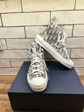 Christian Dior B23 Logo