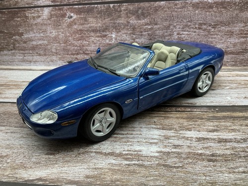 Maisto jaguar xk8 - maisto, ~