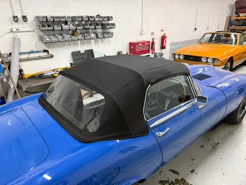 Jaguar type v12 - v12, hood