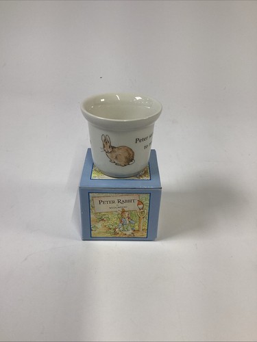 Wedgwood peter rabbit - peter, egg