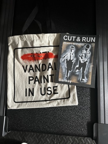 Banksy cut and - banksy,