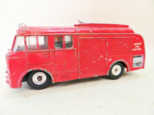 Dinky 276 bedford airport - bedford,