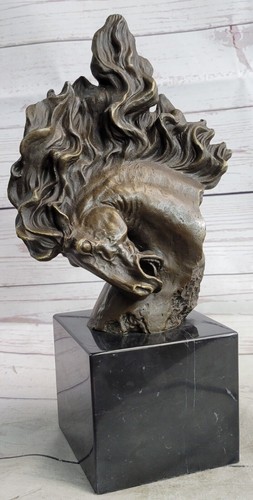 Handcrafted bronze horse - handcrafted,