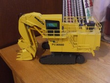 NZG 442/482 Komatsu PC 3000 Super Shovel, 1:50, vgc