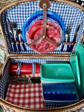 Timeless Picnic Basket Hamper Wicker Picnic Basket with Handle