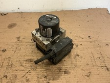 VOLKSWAGEN TOURAN 2011 2.0 TDI