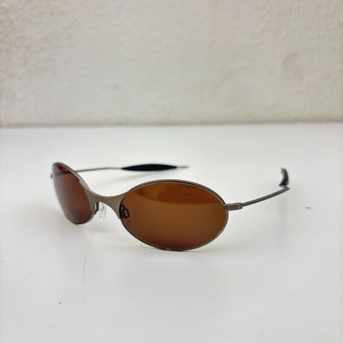 1990s oakley wire 0 - e-wire, 1.0