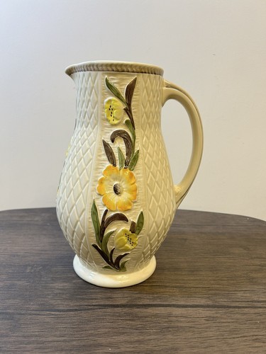 Jacobean pitcher wood - jacobean,
