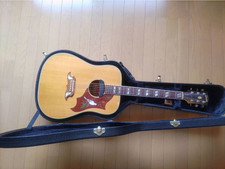 Gibson Dove Custom 2015