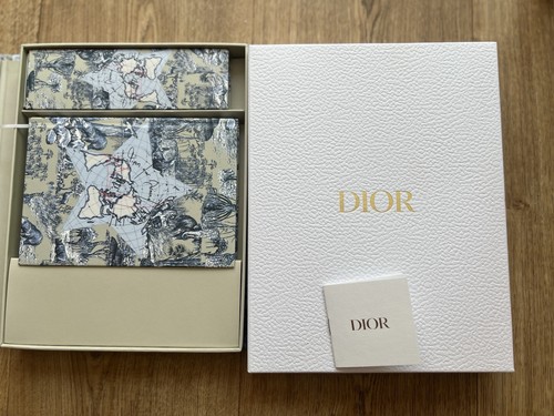 New dior around the - dior,