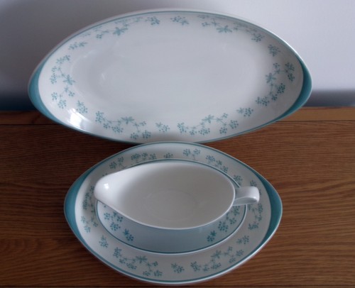 Royal doulton queenslace part - doulton,