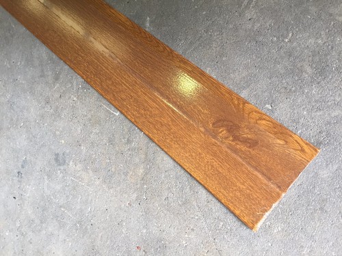 Upvc light oak flexi angle - light,