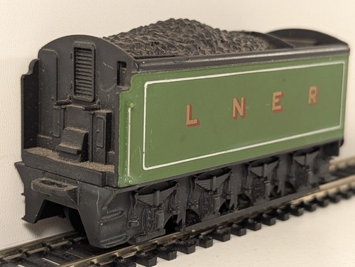 Hornby r85 gauge lner - lner, 8