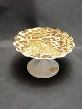 Rossanna White & Gold Pedestal