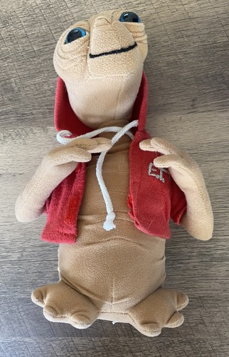 The extra terrestrial - e.t, extra-terrestrial