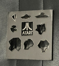 ATARI ASTEROIDS 9 x Piece Pin Badge Set Arcade Video Game