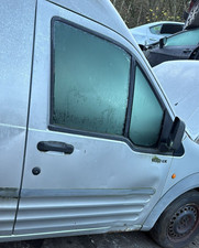 FORD TRANSIT CONNECT 4DR
