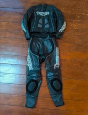 Ladies Official Triumph Motorcycle Leathers Fully Padded And Connectable