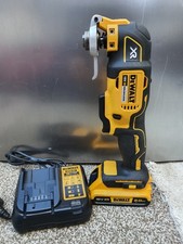 DEWALT 18v XR Brushless Oscillating Multi Tool +2ah Battery & Charger DCS355