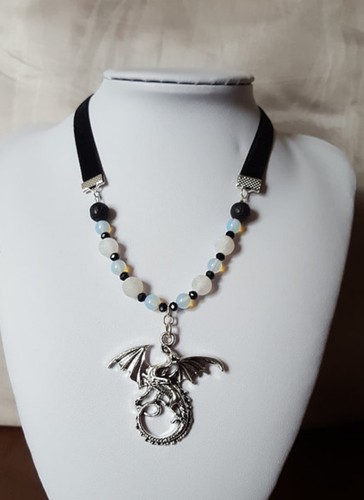 Daenerys velvet necklace - 'daenerys',