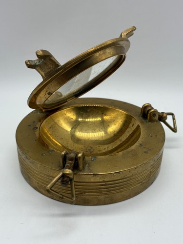 Vintage brass porthole ashtray - brass,