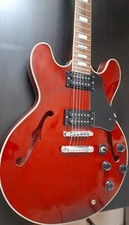 COLUMBUS SERIES 3 SEMI-ACOUSTIC  VINTAGE ELECTRIC GUITAR.