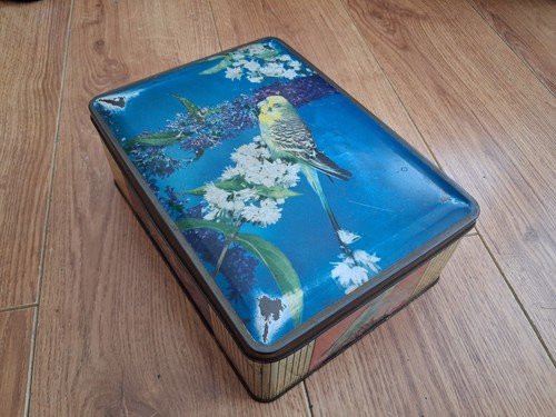 Vintage cws biscuit tin - cws,