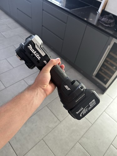 Makita dtm52 black edition - makita,