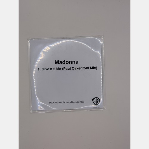 Madonna give me paul - it,