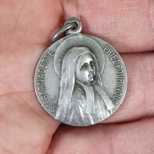 Vintage white metal - vintage,