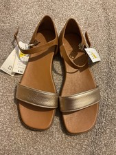 M&S Tan & Gold Leather
