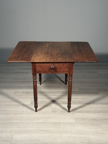 Country oak pembroke table - pembroke,