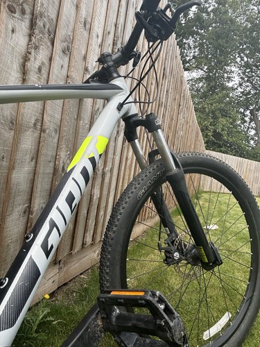 Giant atx mountain - giant,