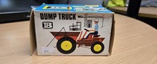 Britains Dumper Truck  #9670  in original  box with 37 bricks! 1/32 Scale!