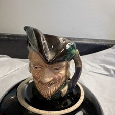 Royal Doulton Robin Hood D6541