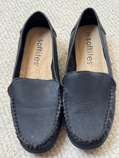 Softies Women’s shoes Size 5 Black Unworn