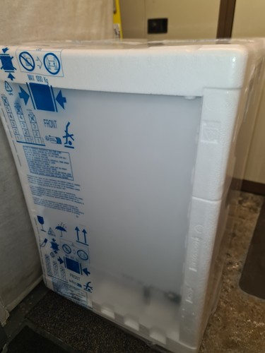 Hotpoint 144 litre integrated - hotpoint,