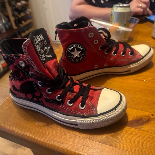 Converse chucks revolution - chucks,