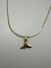 14k Small Whales Tail With GP