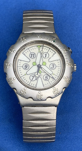 Swatch irony scuba 200 - 200, loomi