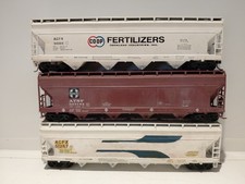 American HO Gauge 3 x Covered