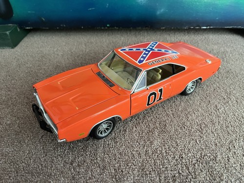 Ertl 1969 dodge charger - 1969, r/t